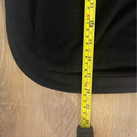 NWT•Varley•Roeder Half Zip Midlayer•Black•Size Medium - Picture 9 of 9